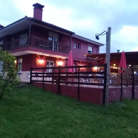 פראביה Hotel Rural El Candano מראה חיצוני תמונה