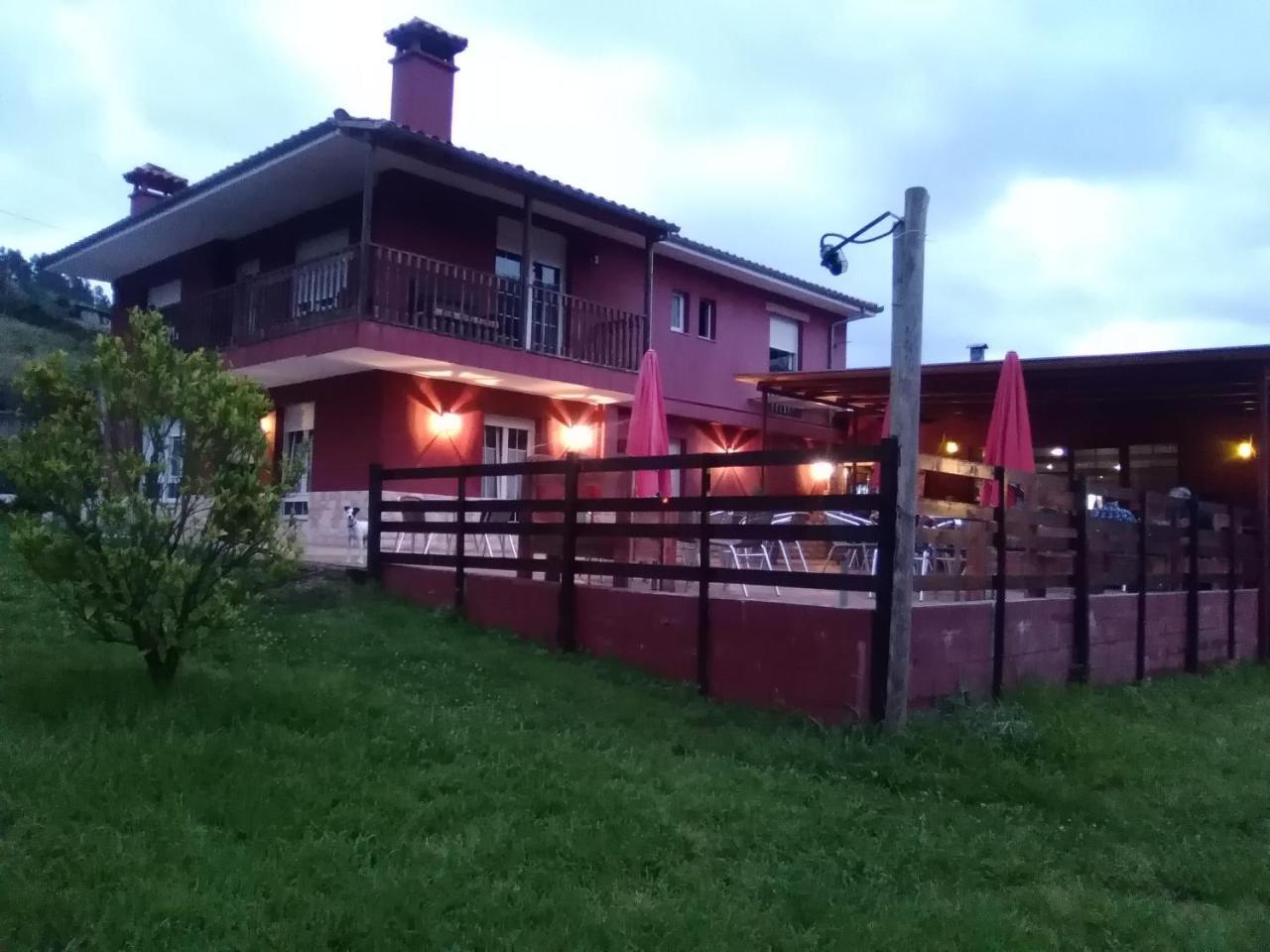 פראביה Hotel Rural El Candano מראה חיצוני תמונה